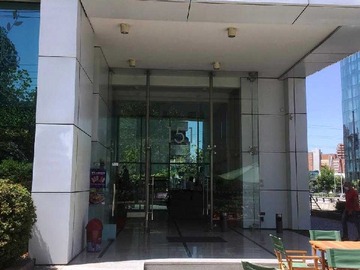 Arriendo Mensual / Estacionamiento / Las Condes
