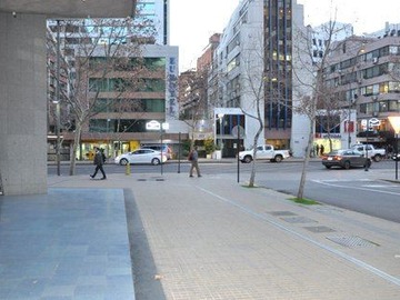 Arriendo Mensual / Estacionamiento / Las Condes