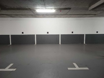 Arriendo Mensual / Estacionamiento / Ñuñoa