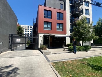 Arriendo Mensual / Estacionamiento / Ñuñoa