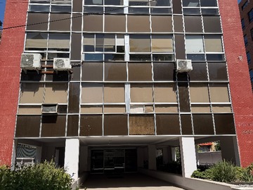 Arriendo Mensual / Estacionamiento / Providencia