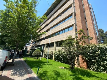 Arriendo Mensual / Estacionamiento / Providencia