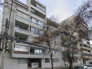 Arriendo Mensual / Estacionamiento / Providencia