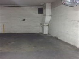 Arriendo Mensual / Estacionamiento / Providencia