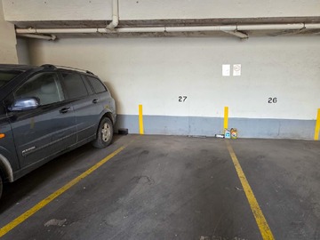 Arriendo Mensual / Estacionamiento / San Miguel