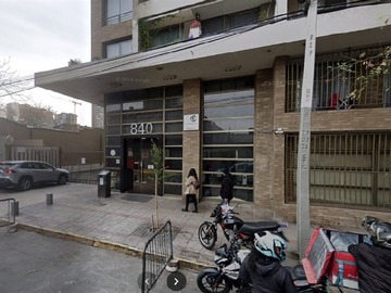Arriendo Mensual / Estacionamiento / Santiago