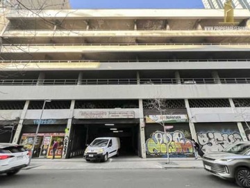 Arriendo Mensual / Estacionamiento / Santiago