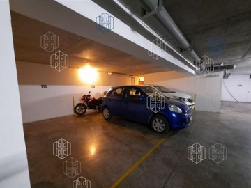 Arriendo Mensual / Estacionamiento / Santiago