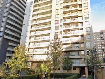 Arriendo Mensual / Estacionamiento / Santiago