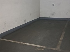 Arriendo Mensual / Estacionamiento / Santiago