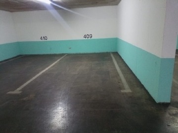 Arriendo Mensual / Estacionamiento / Santiago