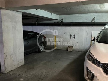 Arriendo Mensual / Estacionamiento / Santiago