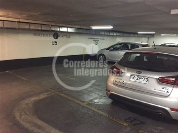 Arriendo Mensual / Estacionamiento / Santiago