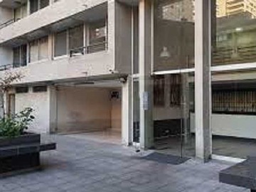 Arriendo Mensual / Estacionamiento / Santiago