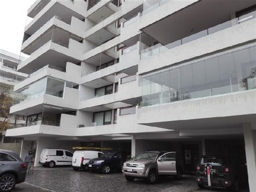 Arriendo Mensual / Estacionamiento / Vitacura