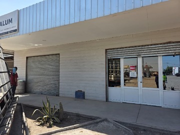 Arriendo Mensual / Local Comercial / Colina