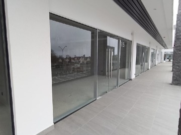 Arriendo Mensual / Local Comercial / Concón