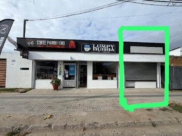 Arriendo Mensual / Local Comercial / Constitución