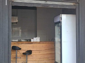 Arriendo Mensual / Local Comercial / Curicó