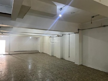 Arriendo Mensual / Local Comercial / Independencia