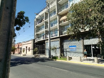 Arriendo Mensual / Local Comercial / Independencia