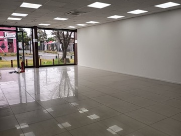 Arriendo Mensual / Local Comercial / La Cisterna