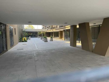 Arriendo Mensual / Local Comercial / La Florida