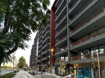 Arriendo Mensual / Local Comercial / Las Condes