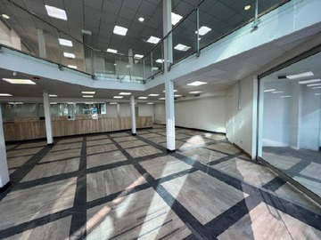 Arriendo Mensual / Local Comercial / Las Condes