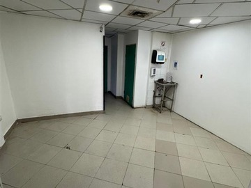 Arriendo Mensual / Local Comercial / Las Condes