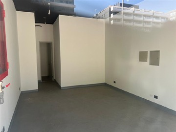 Arriendo Mensual / Local Comercial / Las Condes
