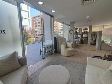 Arriendo Mensual / Local Comercial / Lo Barnechea