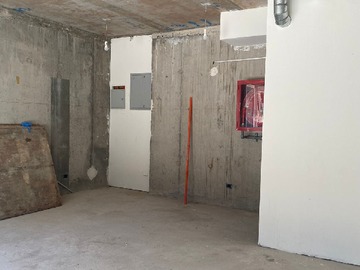 Arriendo Mensual / Local Comercial / Ñuñoa