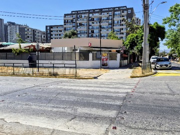 Arriendo Mensual / Local Comercial / Ñuñoa