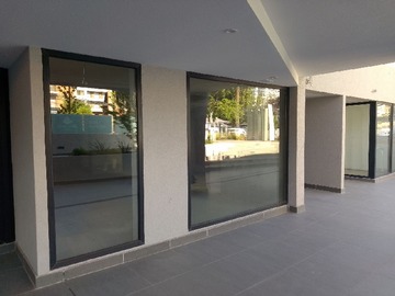Arriendo Mensual / Local Comercial / Ñuñoa