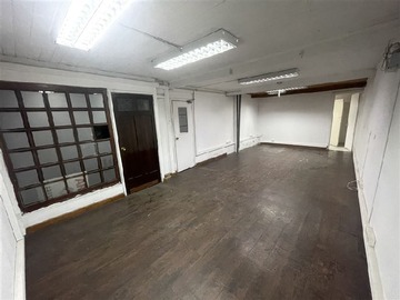Arriendo Mensual / Local Comercial / Ñuñoa
