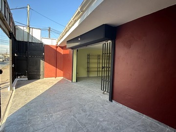 Arriendo Mensual / Local Comercial / Peñaflor