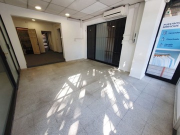 Arriendo Mensual / Local Comercial / Providencia