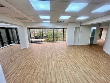 Arriendo Mensual / Local Comercial / Providencia