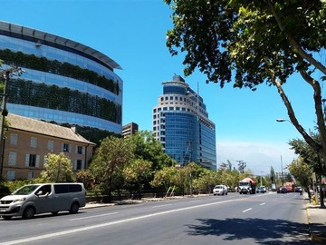 Arriendo Mensual / Local Comercial / Providencia