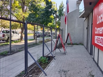 Arriendo Mensual / Local Comercial / Providencia