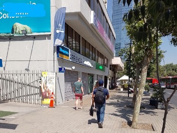 Arriendo Mensual / Local Comercial / Providencia