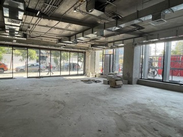 Arriendo Mensual / Local Comercial / Providencia