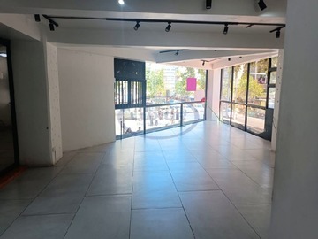 Arriendo Mensual / Local Comercial / Providencia