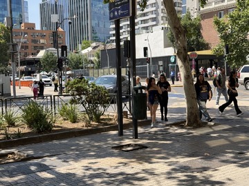 Arriendo Mensual / Local Comercial / Providencia