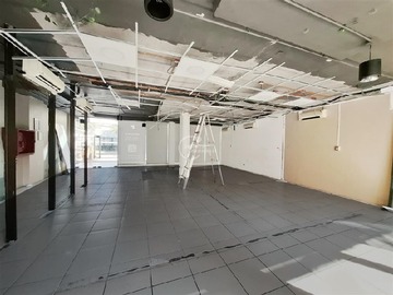 Arriendo Mensual / Local Comercial / Providencia