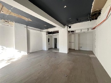 Arriendo Mensual / Local Comercial / Providencia