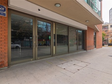 Arriendo Mensual / Local Comercial / Providencia