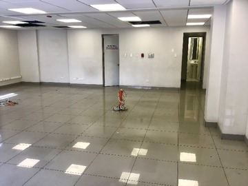 Arriendo Mensual / Local Comercial / Providencia