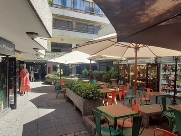 Arriendo Mensual / Local Comercial / Providencia